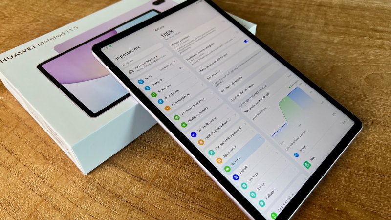 Con 10100 mAh, la batteria di MatePad 11.5 è molto capiente Con 10100 mAh, la batteria di MatePad 11.5 è molto capiente