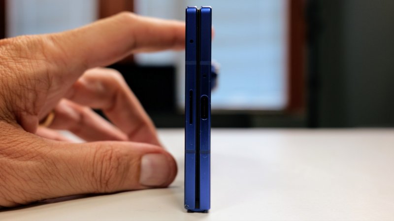 Lo spessore del Fold7 è incredibile se considerate che è più sottile dell'S25 Ultra Lo spessore del Fold7 è incredibile se considerate che è più sottile dell'S25 Ultra