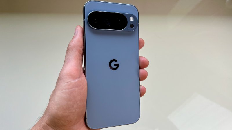 Google Pixel 10 Pro XL è quasi identico al predecessore Google Pixel 10 Pro XL è quasi identico al predecessore