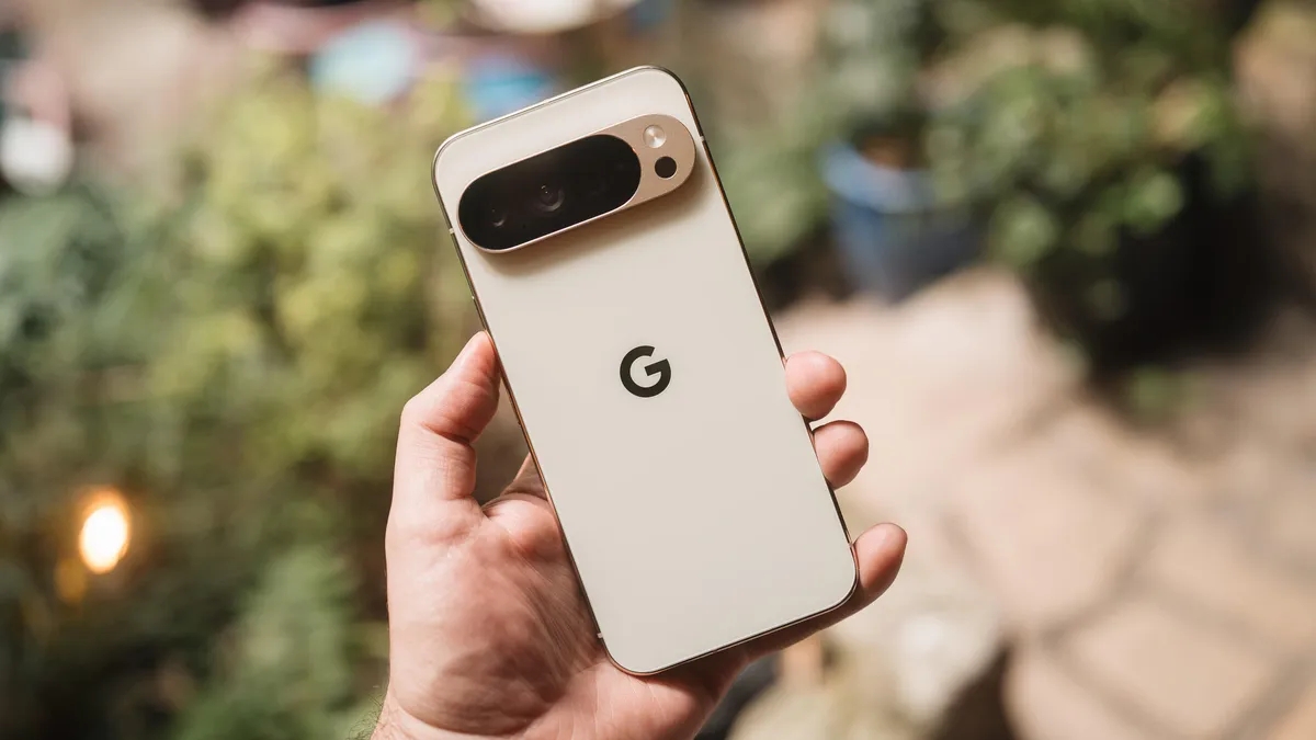Pixel 10 Pro XL è il più grande e dotato della nuova serie di smartphone di Google