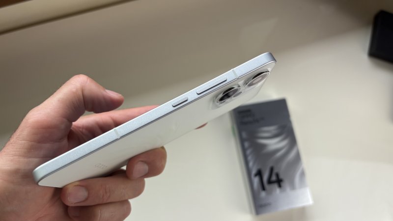 La batteria da 6000 mAh garantisce un'ottima autonomia