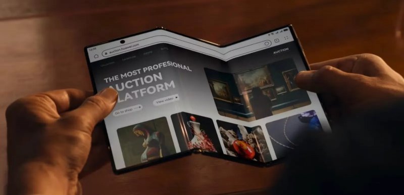 Il dispositivo trifold di Huawei