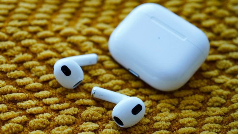 AirPods 4