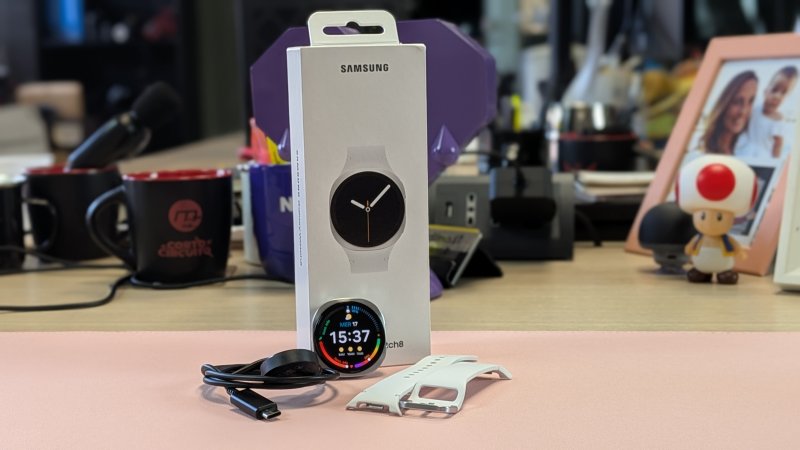 Il contenuto della confezione di Samsung Galaxy Watch8