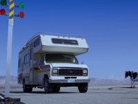 I fan di SEGA stanno trollando un post di Mario Kart World con l'immagine di un camper, una mucca e una tartaruga