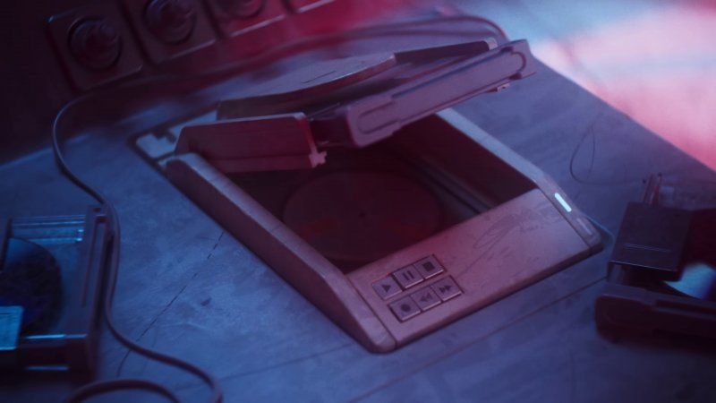 Il Sci-Fi di Zero Parades propone un mix di tecnologie analogiche degli anni 90 con alcuni tocchi di prime tecnologie digitali