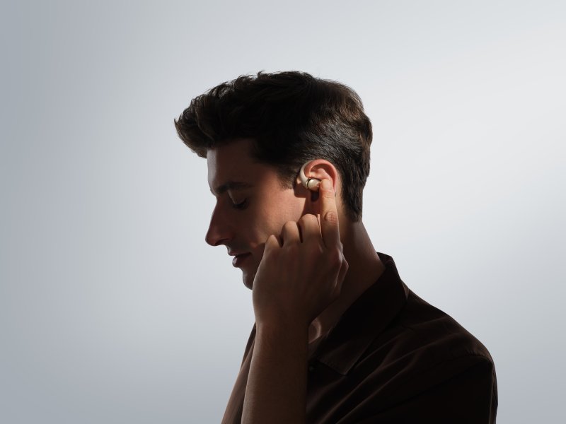 Graphite Black, Titan Gray e Sand Gold sono le tre colorazioni degli auricolari Xiaomi OpenWear Stereo Pro