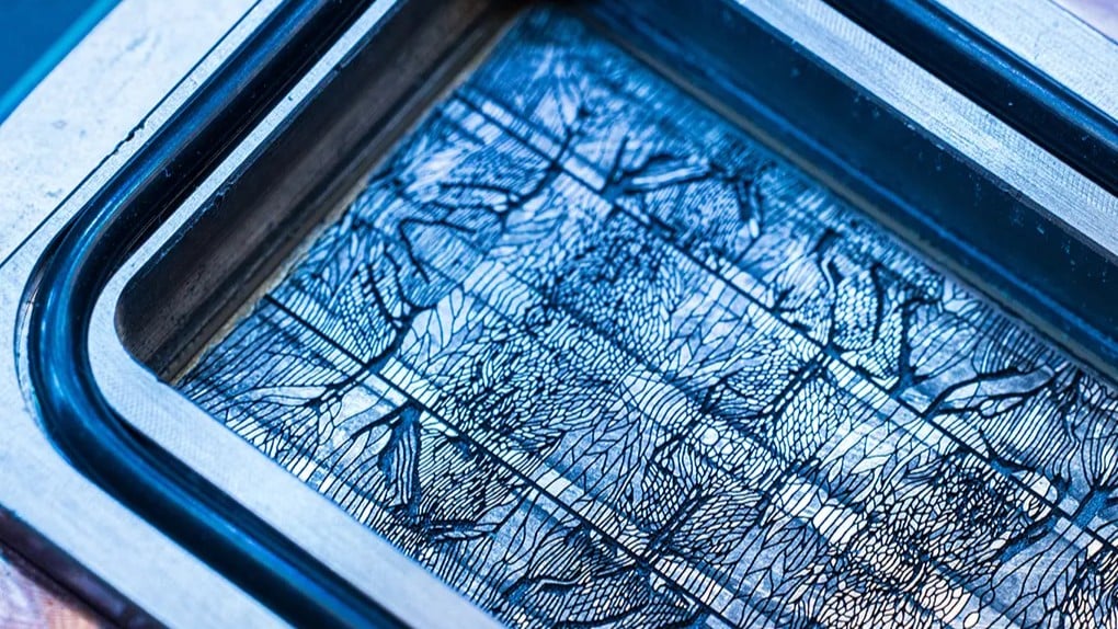 Raffreddamento microfluidico