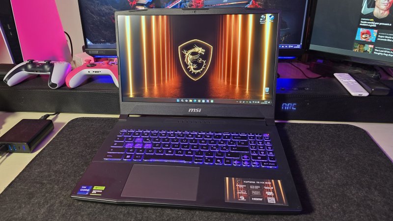 MSI Katana 15 è equipaggiato con il processore Intel Core i7 14650HX e GPU NVIDIA GeForce RTX 5060 Laptop