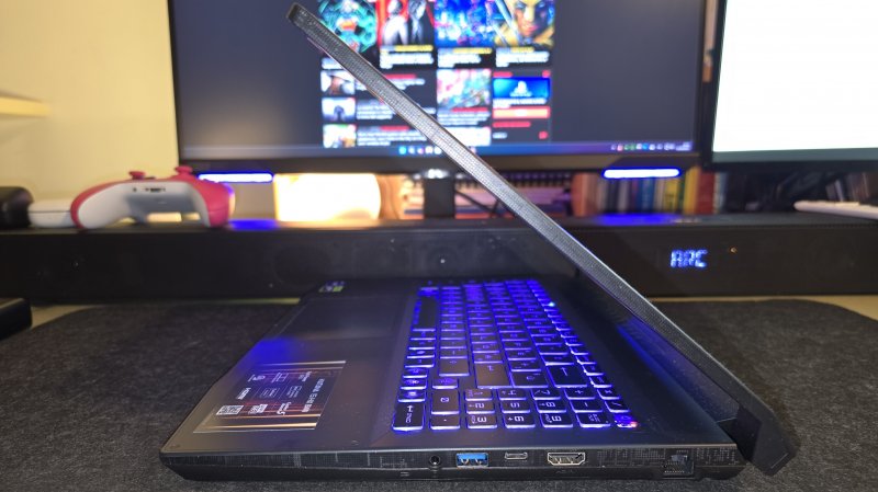 La connettività wireless può contare sul Wi-Fi 6E e il Bluetooth 5.3