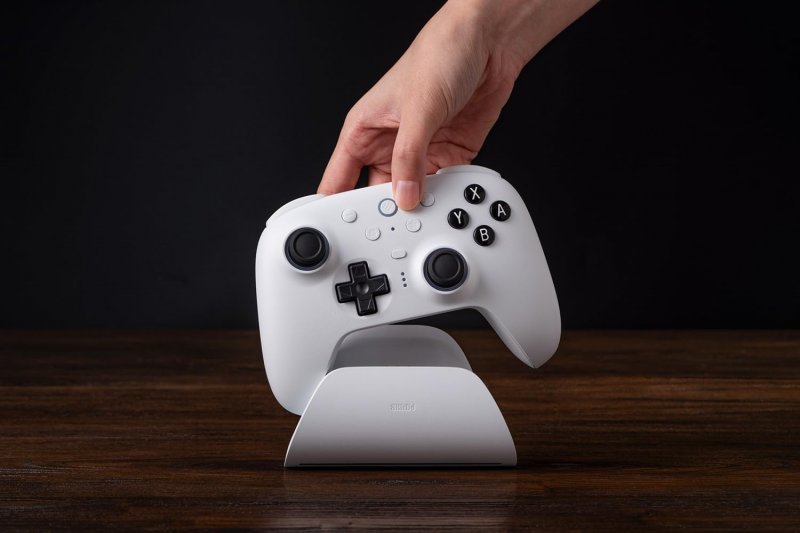 Il controller 8BitDo Ultimate 2 Il controller 8BitDo Ultimate 2