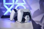 Stazione di ricarica doppia per DualSense di PS5 in sconto su Amazon per la Festa delle Offerte Prime - Notizia