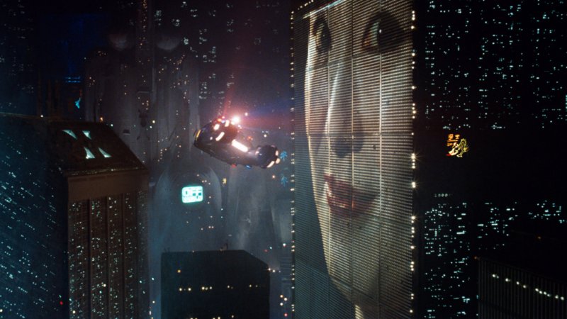 Un fotogramma di Blade Runner, uno dei capolavori di Ridley Scott Un fotogramma di Blade Runner, uno dei capolavori di Ridley Scott