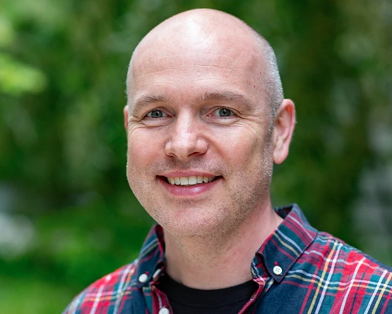 Nate Fox è il sorridente direttore creativo di Sucker Punch Nate Fox è il sorridente direttore creativo di Sucker Punch