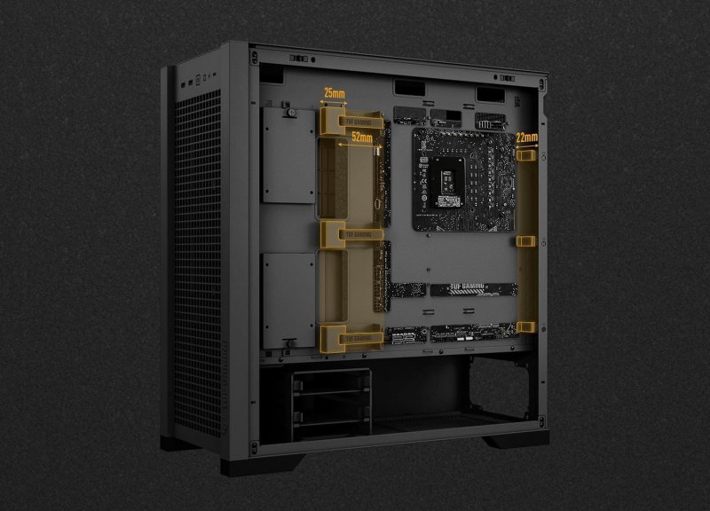 Il retro del case per la gestione dei cavi ASUS TUF Gaming Il retro del case per la gestione dei cavi ASUS TUF Gaming