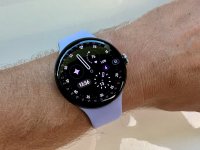 Huawei e Apple testa a testa per le vendite di smartwatch nel 2025