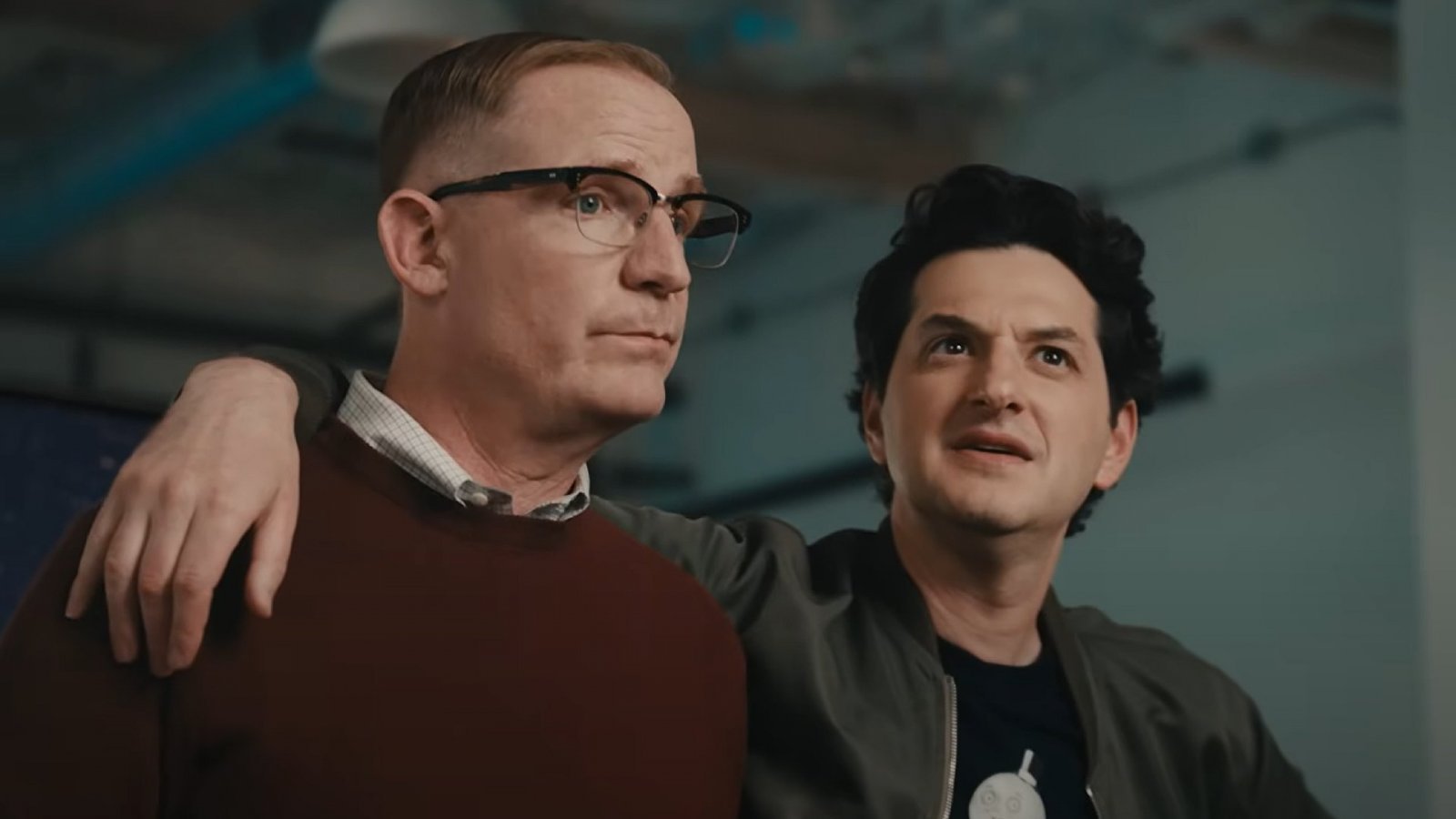 Due degli attori del trailer di The Outer Worlds 2