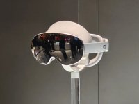 Google Play Store svela in anticipo app e giochi per Android XR