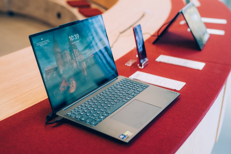 Yoga, Legion e Thinkbook: tutti i laptop Lenovo integrano AI Now