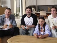 Nel nuovo spot di Mario Kart World ci sono Materazzi, Emma e Matano