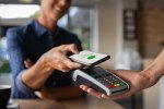 NFC CR15: maggiore portata e pagamenti contactless più semplici, ma è rischioso? - Notizia