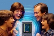 La campagna Kickstarter del Vectrex Mini segna il ritorno della storica console