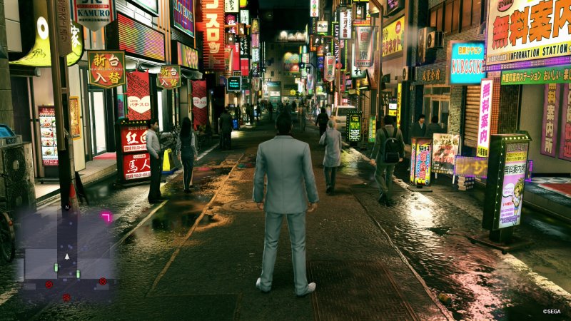 Il fascino di Kamurocho, qui in Yakuza Kiwami 2