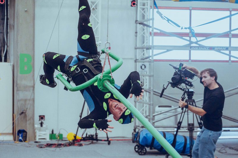 La vita dello stunt performer non deve essere facile, ma di certo non si può dire che sia noiosa