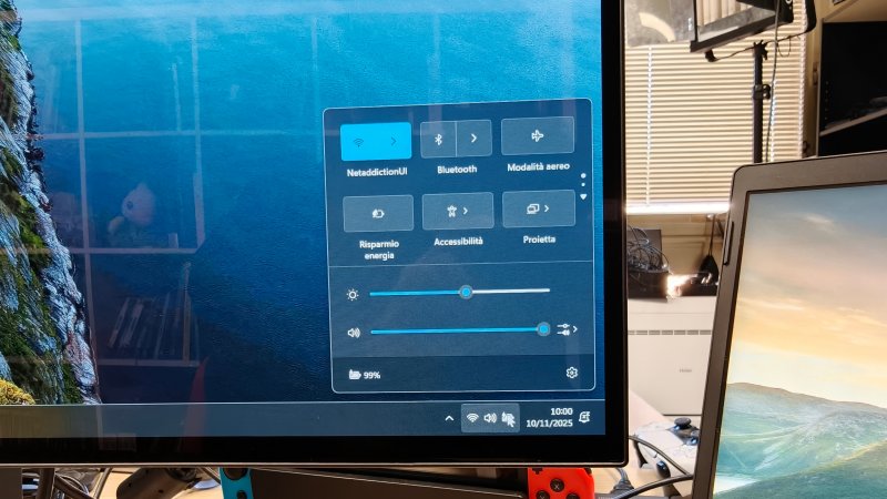 Il fringing su Windows è presente, ma inferiore rispetto ad altri pannelli WOLED