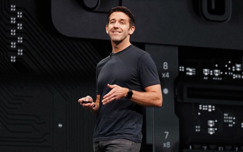 John ternus tra i possibili CEO di Apple