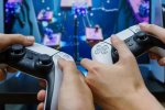 I giocatori in USA, UK e Giappone preferiscono ancora i single player, ma i più giovani tendono al multiplayer - Notizia