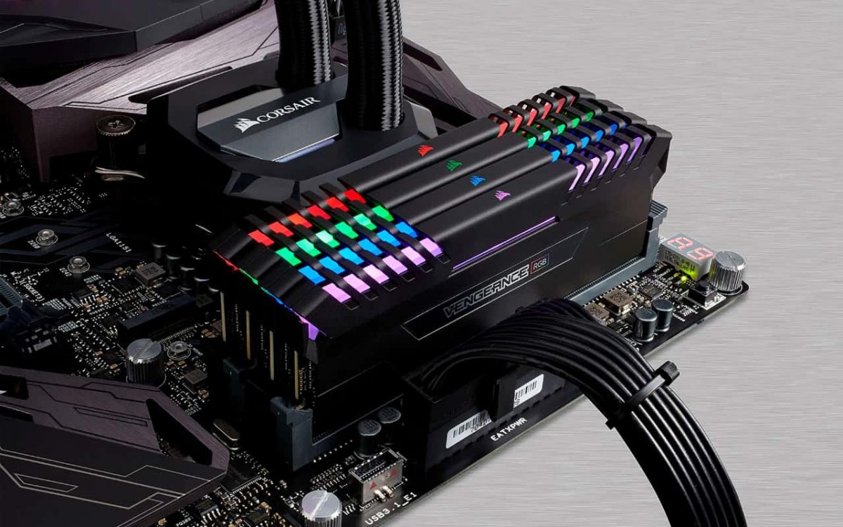 Avete uno smartphone con 16 GB di RAM? Tenetevelo stretto: con la crisi ...