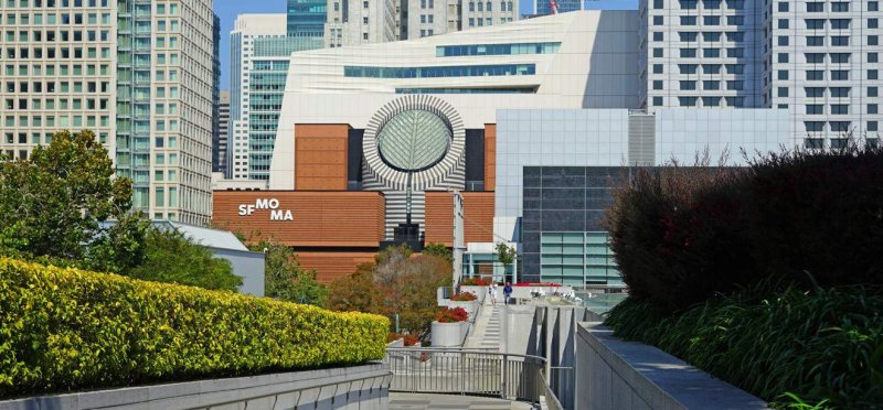 Ogni anno al Museo SFMOMA, il MOMA di San Francisco, vengono esposti i videogiochi d'interesse artistico, e HORSES è stato esposto nell'ultima edizione della GDC