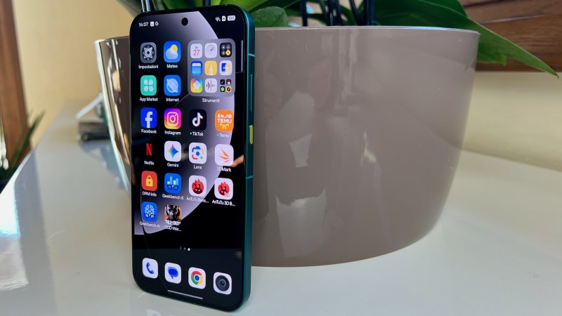Realme GT 8 Pro è leggermente più snello del precedente modello