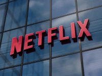 Netflix pronta a rilanciare su Warner Bros Discovery: parte l'asta con Paramount Skydance?