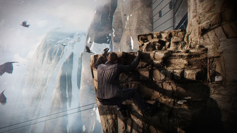 Una sequenza di arrampicata in 007 First Light