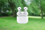 AirPods 4 tornano in offerta su AliExpress: con il codice sconto dedicato risparmi sugli auricolari Apple - Notizia