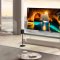 LG riporta in vita la Wallpaper TV: al CES 2026 debutta la nuova OLED evo W6, è spessa solo 9mm
