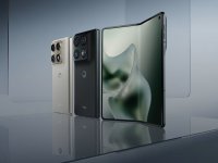 Il Razr Fold potrebbe essere il foldable col miglior rapporto qualità-prezzo, ma Motorola rimane cauta