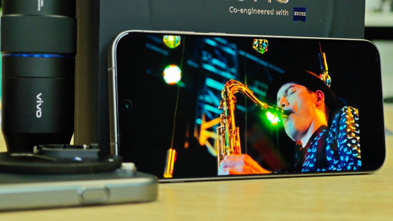 Il display di Vivo X300 Pro