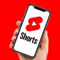 YouTube trasforma gli shorts: in arrivo la riproduzione a doppia velocità e l'addio ai 'dislike'