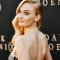 Lara Croft nella serie TV di Tomb Raider è 'sfacciatamente capace', dice Sophie Turner