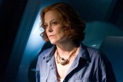 Tomb Raider, spuntano le prime immagini di Sigourney Weaver sul set della serie TV