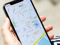 Google Maps diventa ancora più intelligente: Gemini ora ti guida anche se sei a piedi o in bicicletta