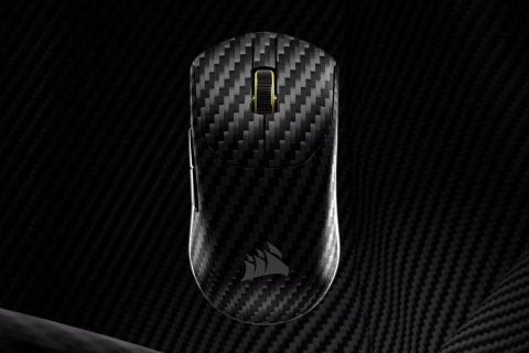 Corsair Sabre V2 Pro Wireless CF, la recensione del mouse da gaming in fibra di carbonio