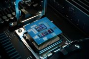 Intel e AMD, anche le CPU sono in crisi: attese interminabili e rincari in tutta la filiera