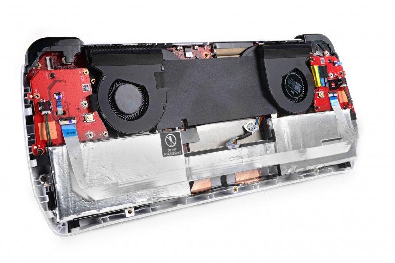 ROG Ally non sarà un caso isolato: la semplicità di sostituzione dei componenti dovrà diventare la norma, non l'eccezione