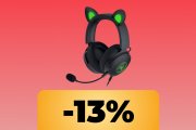 Le Razer Kraken Kitty V2 Pro sono cuffie da gaming con le orecchie RGB: in offerta su Amazon per un look "puccioso"