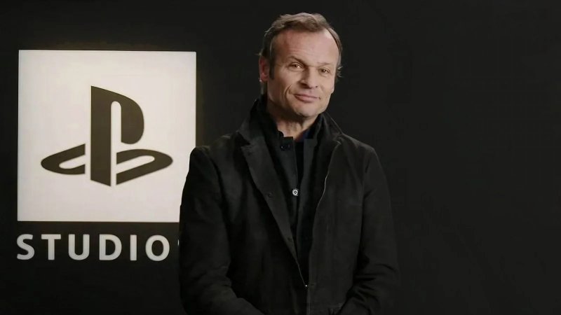 Hermen Hulst è il capo degli studi proprietari di PlayStation