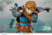 Da Zelda: Tears of the Kingdom arriva una nuova statua esclusiva di Link, eccola in video